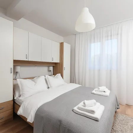 M&la Apartment *